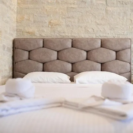 Christian Studio Apartments Umag Exterior photo