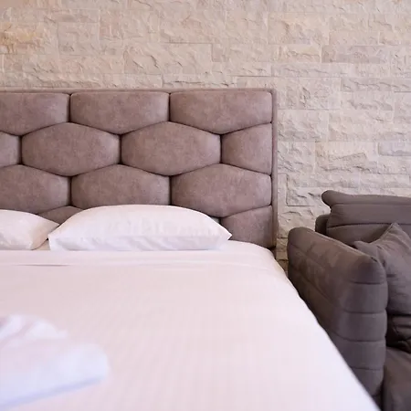 Christian Studio Apartments Umag Exterior photo