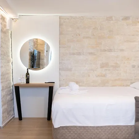 Christian Studio Apartments Umag Exterior photo