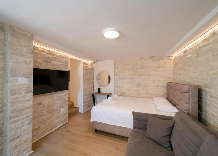 Christian Studio Apartments