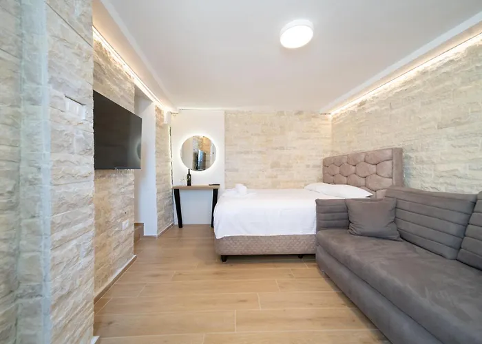 Christian Studio Apartments